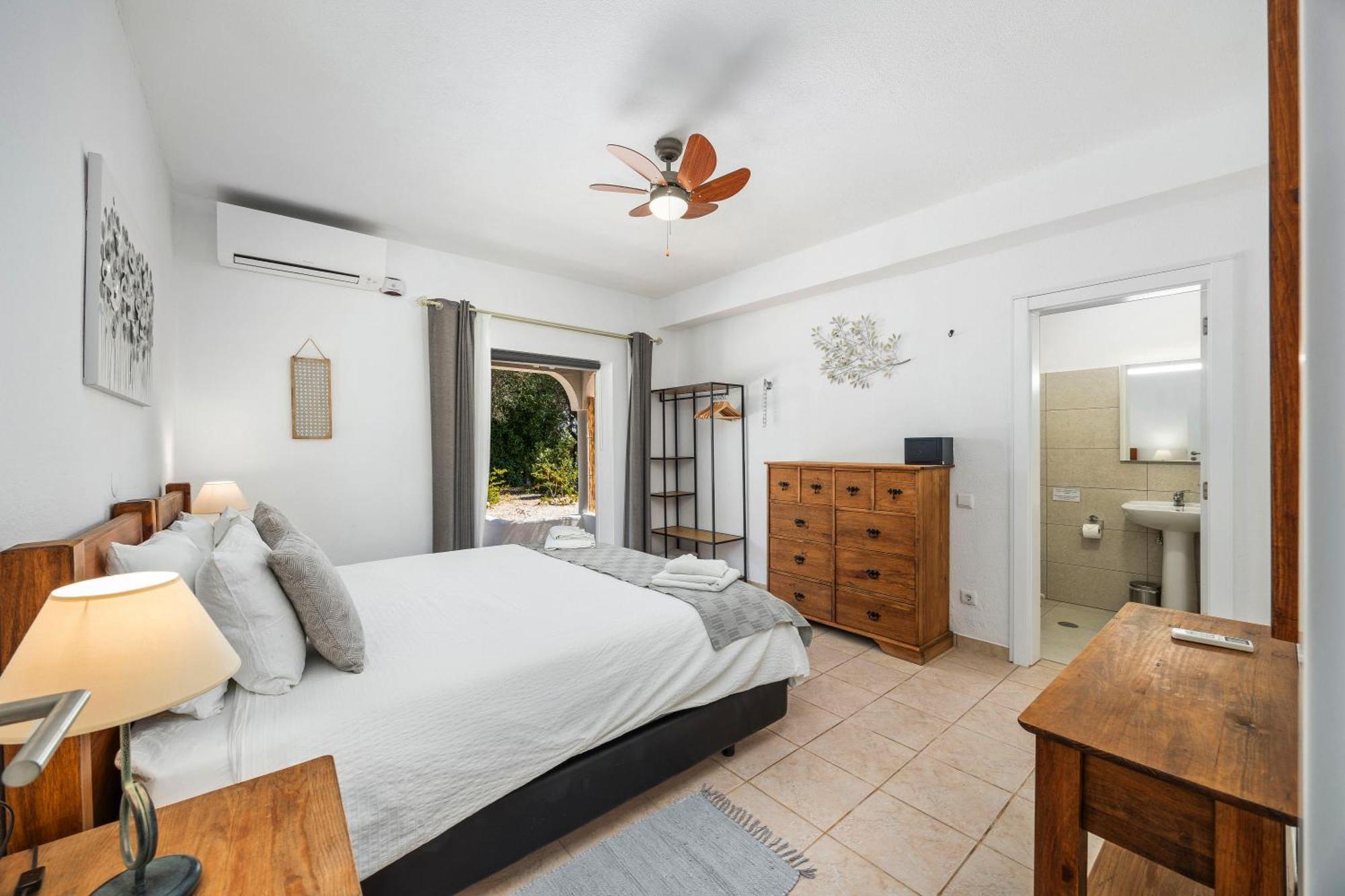 Casa Jardim Oasis Bed and Breakfast Lagoa  Eksteriør billede