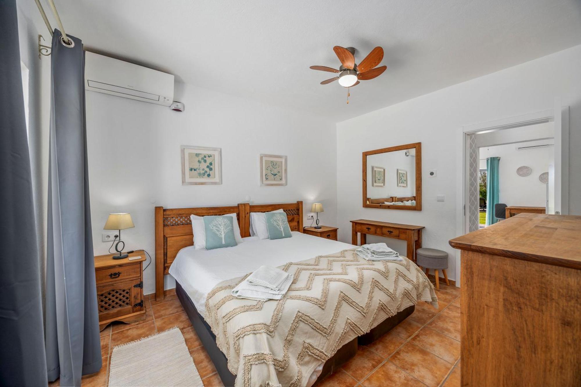 Casa Jardim Oasis Bed and Breakfast Lagoa  Eksteriør billede