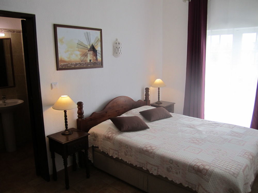 Casa Jardim Oasis Bed and Breakfast Lagoa  Eksteriør billede