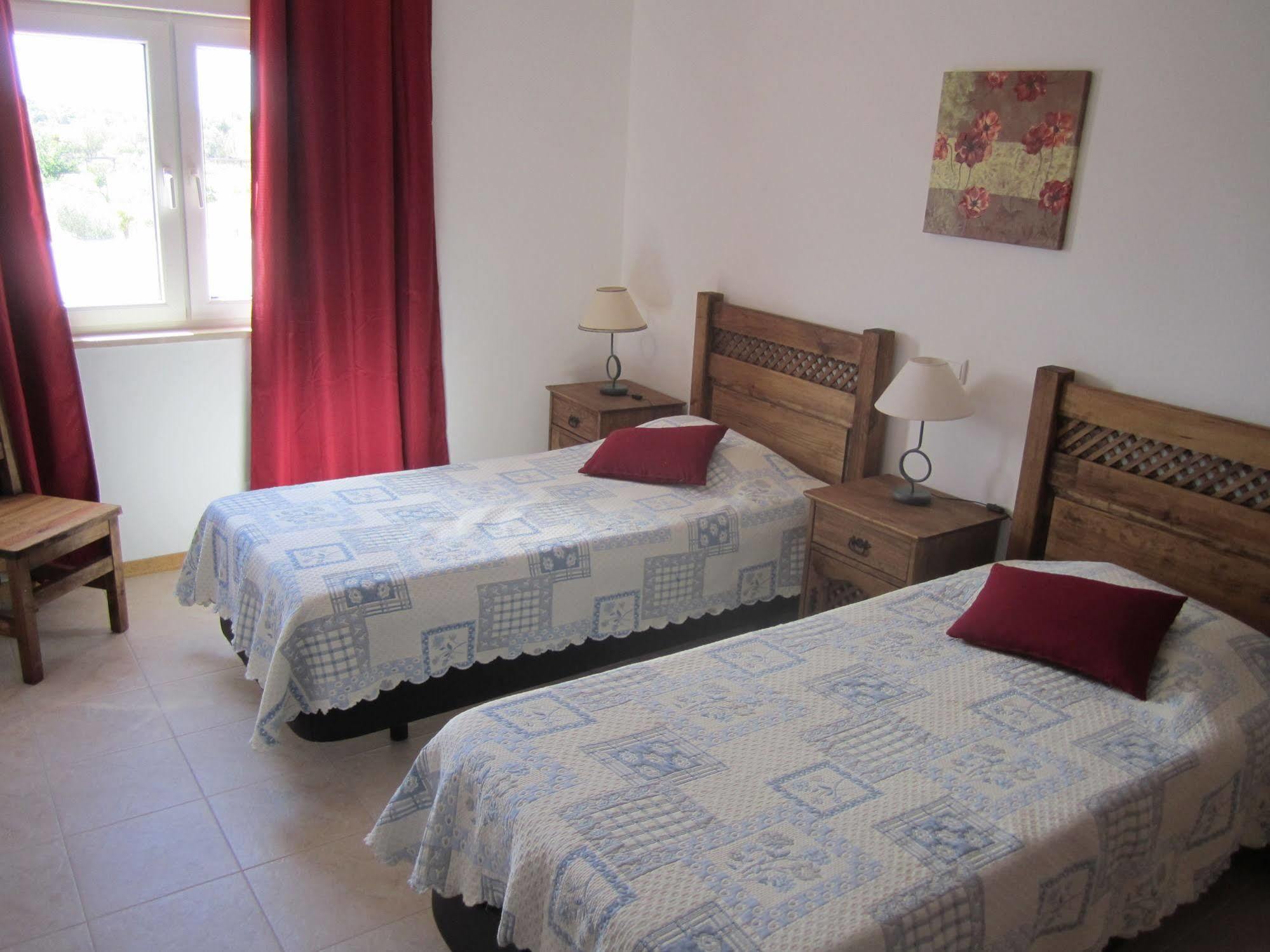 Casa Jardim Oasis Bed and Breakfast Lagoa  Eksteriør billede